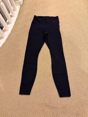 Nike Dri-Fit Black Workout Running Pilates Leggings Yoga Pants (Women’s Small)